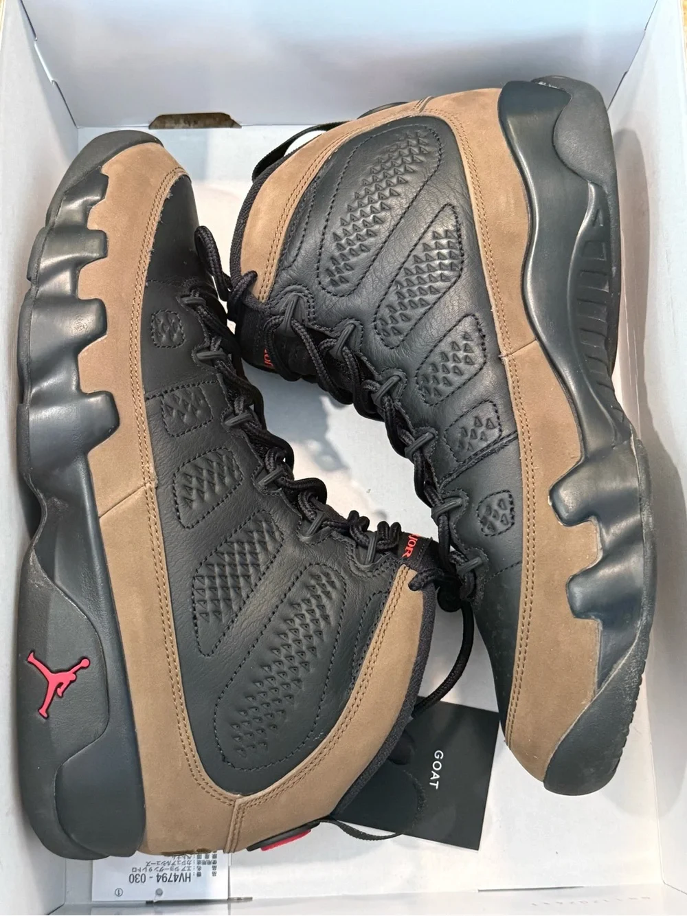 Jordan Men’s 9 Retro HV4794030 black / khaki size 9.5